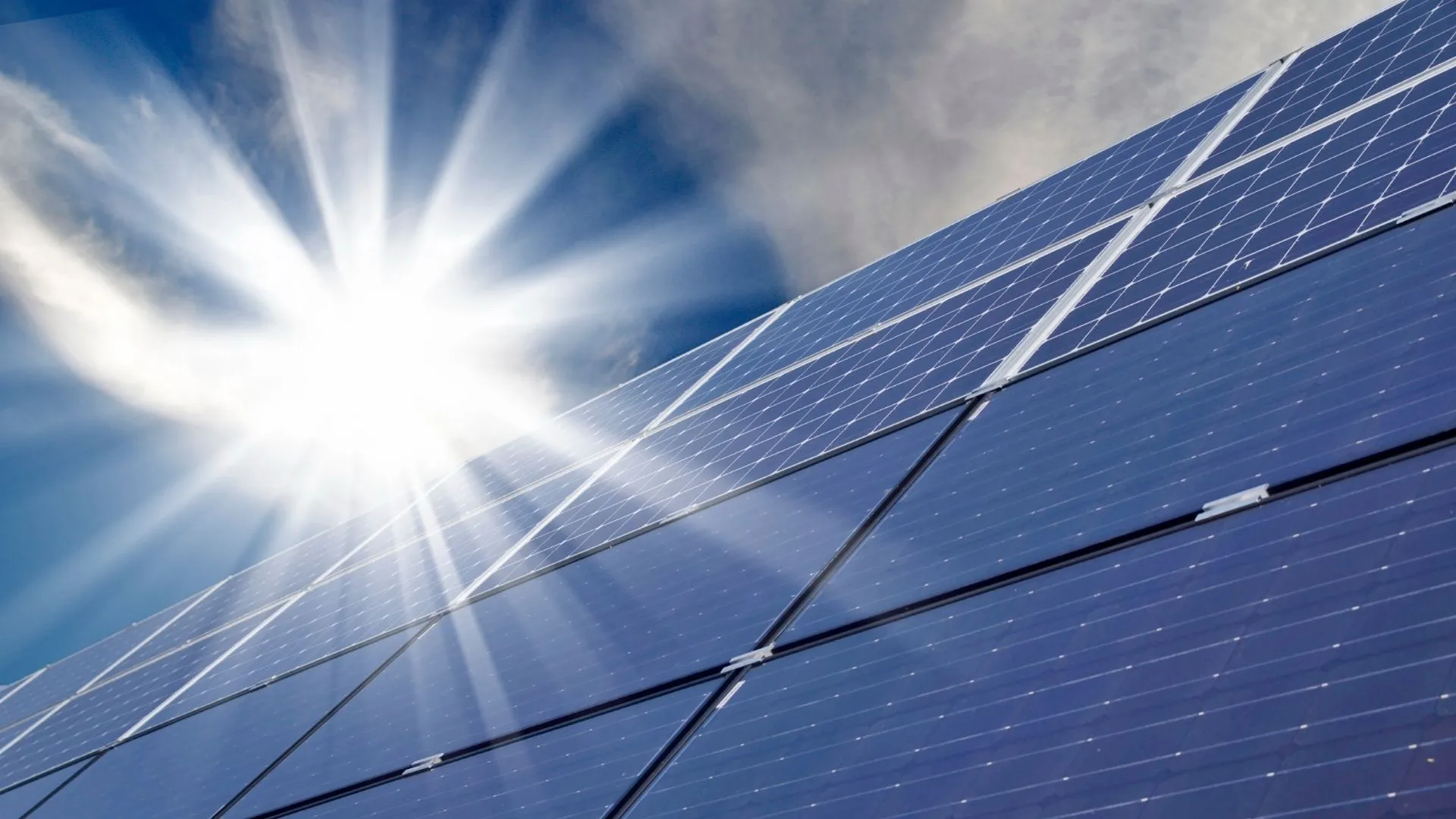 Instalacja fotowoltaiczna 10 kWp na dachu domu w Lędzinach - panele słoneczne